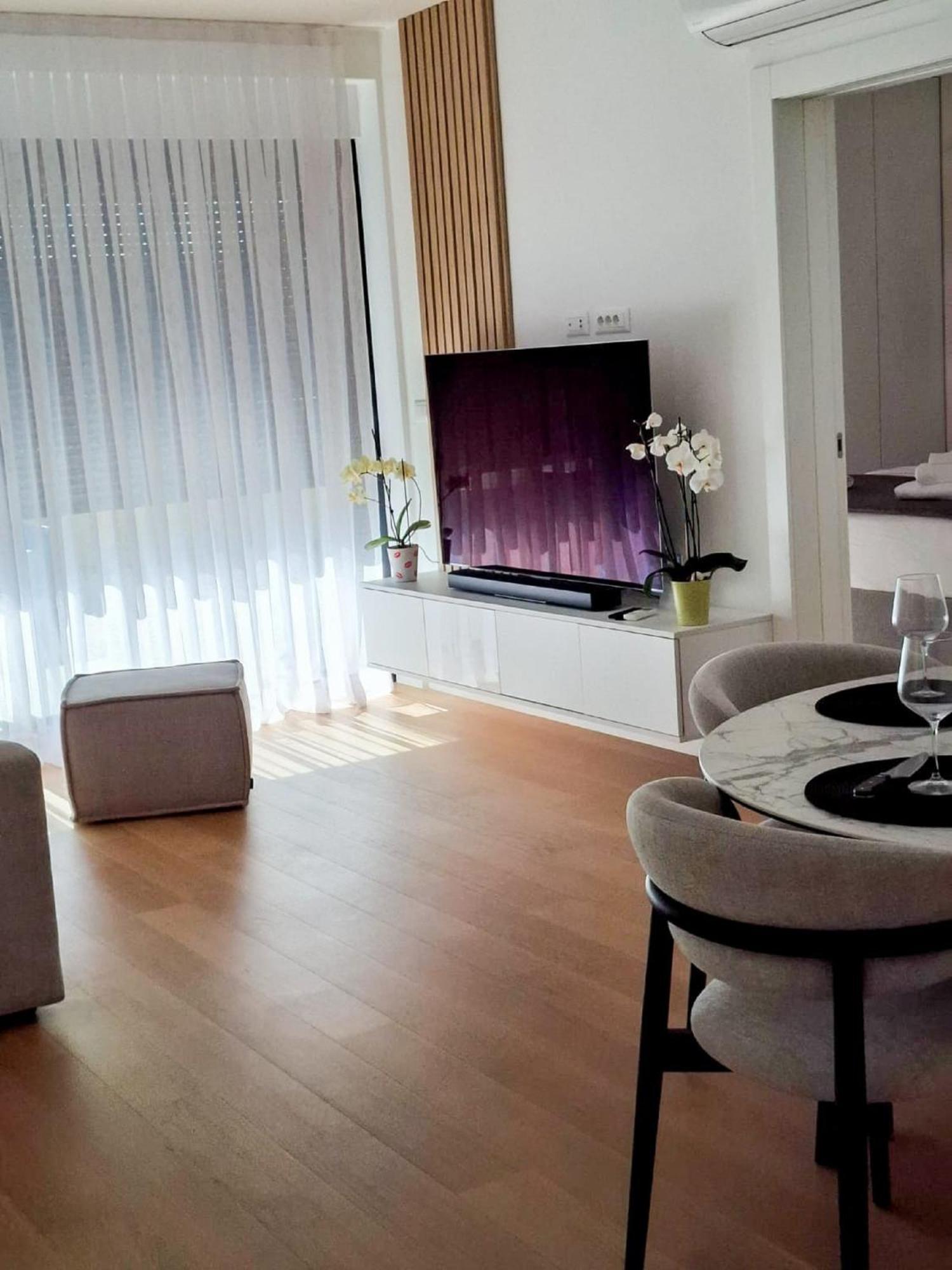 Apartment Designer Apartment Marija *
