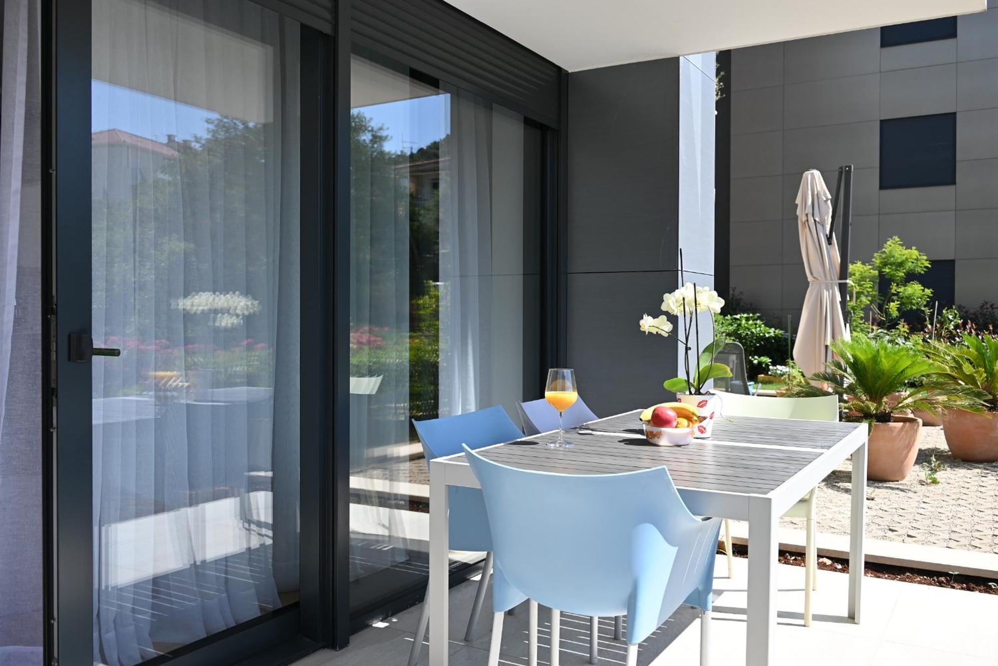 Designer Apartment Marija